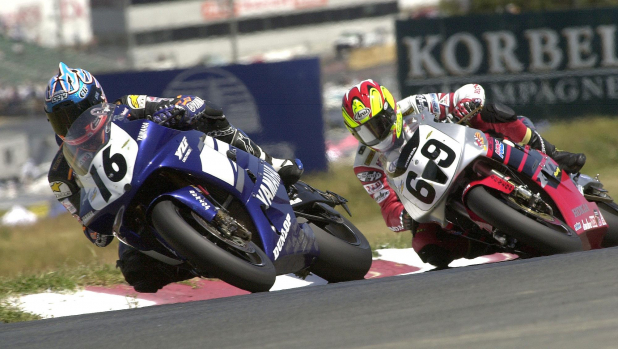 Australian Anthony Gobert leads Nicky Hayden, of Owensboro, Ky., in the closing lap of the AMA Superbike race in Sonoma, Calif. Gobert won by a bike length at the finish, giving Yamaha its first AMA Superbike victory in over three years. (AP Photo/Brian J. Nelson)