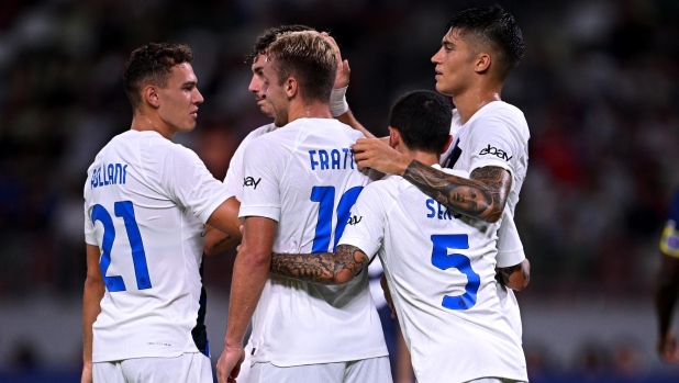 TOKYO, JAPAN - AUGUST 01: Players of Inter celebrate during the pre-season friendly match between Paris Saint-Germain and FC Internazionale on August 01, 2023 in Tokyo, Japan. (Photo by Mattia Ozbot - Inter/Inter via Getty Images)