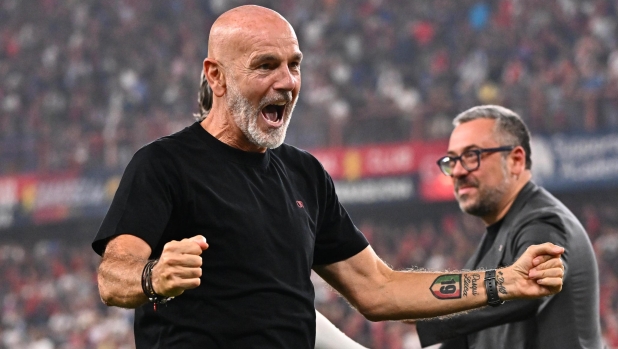 Milan's Stefano Pioli jubilates at the end of the Italian Serie A match, Genoa CFC vs Ac Milan at Luigi Ferraris stadium in Genoa, Italy, 07 october 2023. ANSA/LUCA ZENNARO