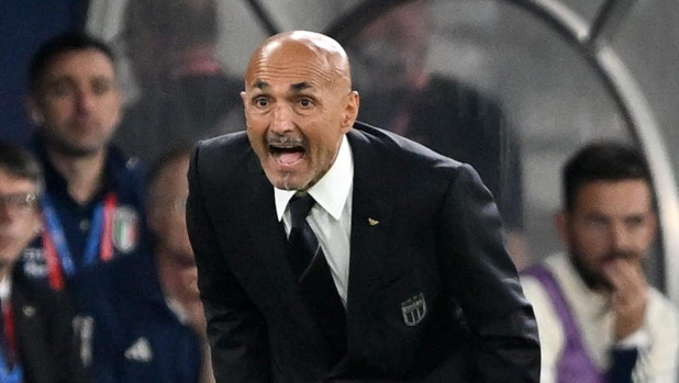 BARI, ITALY - OCTOBER 14: Luciano Spalletti Italy head coach during the UEFA EURO 2024 European qualifier match between Italy and Malta at Stadio San Nicola on October 14, 2023 in Bari, Italy. (Photo by Francesco Pecoraro/Getty Images)