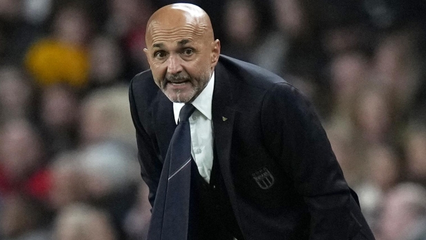 Italy coach Luciano Spalletti reacts during the Euro 2024 group C qualifying soccer match between England and Italy at Wembley stadium in London, Tuesday, Oct. 17, 2023. (AP Photo/Kirsty Wigglesworth)