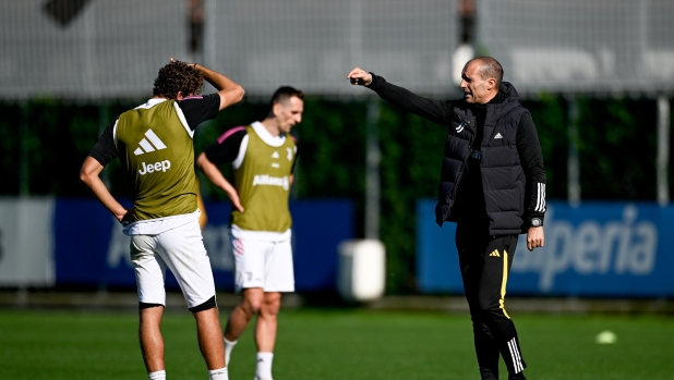 TURIN, ITALY - OCTOBER 31: Massimiliano Allegri of Juventus during a training session at JTC on October 31, 2023 in Turin, Italy. (Photo by Daniele Badolato - Juventus FC/Juventus FC via Getty Images)