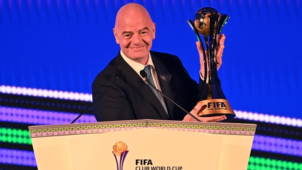 epaselect epa10841789 FIFA President Gianni Infantino speaks during the draw for the FIFA Club World Cup Saudi Arabia 2023, in Jeddah, Saudi Arabia, 05 September 2023. The 20th edition of the FIFA Club World Cup will be hosted for the first time by Saudi Arabia between 12 and 22 December 2023.  EPA/STRINGER