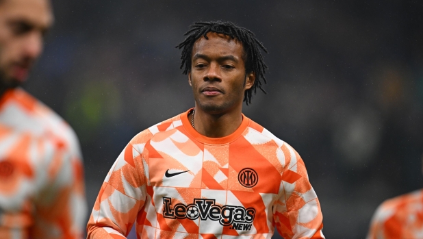 MILAN, ITALY - DECEMBER 12: Juan Cuadrado of FC Internazionale during a training session prior to the UEFA Champions League match between FC Internazionale and Real Sociedad at Stadio Giuseppe Meazza on December 12, 2023 in Milan, Italy. (Photo by Mattia Ozbot - Inter/Inter via Getty Images)