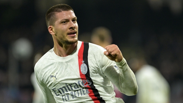 SALERNO, ITALY - DECEMBER 22: Luka Jovic of AC Milan celebrates after scoring his side second goal during the Serie A TIM match between US Salernitana and AC Milan at Stadio Arechi on December 22, 2023 in Salerno, Italy. (Photo by Francesco Pecoraro/Getty Images)