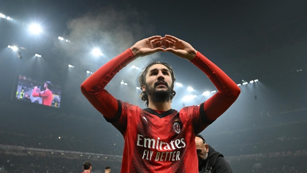 MILAN, ITALY - JANUARY 14:  Yacine Adli of AC Milan celebrates after scoring the goal during the Serie A TIM match between AC Milan and AS Roma - Serie A TIM  at Stadio Giuseppe Meazza on January 14, 2024 in Milan, Italy. (Photo by Claudio Villa/AC Milan via Getty Images)
