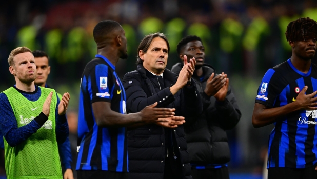 MILAN, ITALY - MARCH 17:  Head coach of FC Internazionale Simone Inzaghi reacts at the end of the Serie A TIM match between FC Internazionale and SSC Napoli at Stadio Giuseppe Meazza on March 17, 2024 in Milan, Italy. (Photo by Mattia Pistoia - Inter/Inter via Getty Images) (Photo by Mattia Pistoia - Inter/Inter via Getty Images)
