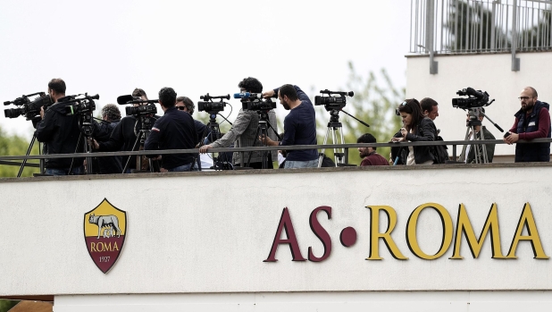Journalists attending the AS Roma's training session at the Trigoria Sports Center prior the UEFA Champions League semi final second leg soccer match between Liverpool, Rome, Italy, 1 May 2018. ANSA/RICCARDO ANTIMIANI