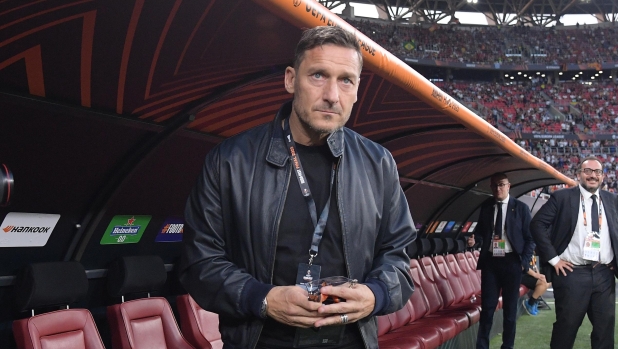 BUDAPEST, HUNGARY - MAY 31:  Francesco Totti attends before the UEFA Europa League 2022/23 final match between Sevilla FC and AS Roma at Puskas Arena on May 31, 2023 in Budapest, Hungary. (Photo by Luciano Rossi/AS Roma via Getty Images)