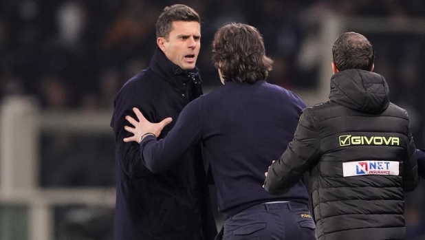 Juventus? head coach Thiago Motta against Torino?s head coach Paolo Vanoli during the Serie A soccer match between Torino FC and Juventus the Stadio Olimpico Grande Torino in Turin, north west Italy - January 11, 2025. Sport - Soccer EXCLUSIVE TORINO FC (Photo by Fabio Ferrari/LaPresse)