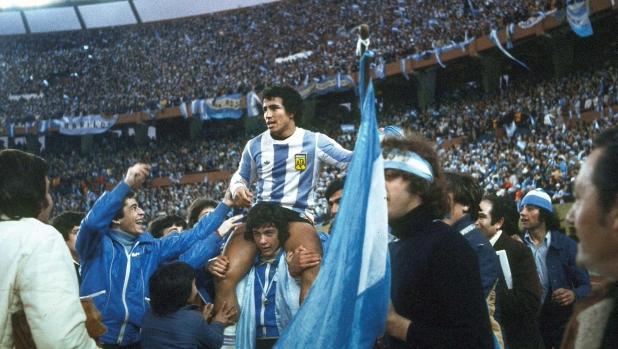 Dal viaggio costoso al no ai regimi fino alla partita fantasma... Storia di boicottaggi mondiali
