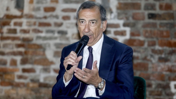 Nuovo San Siro, riunione tesa in Comune: corsa contro il tempo per chiudere entro luglio