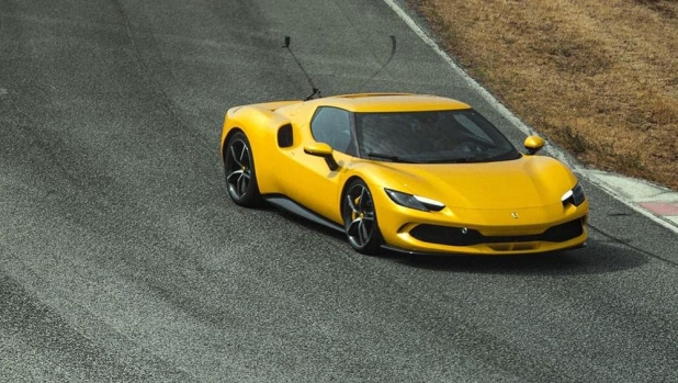 Quanto costa girare in pista con una supercar?