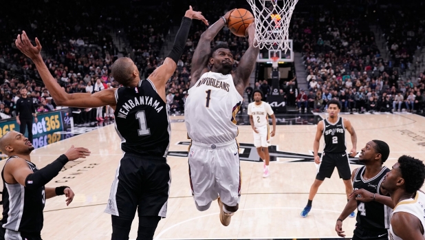 Carabina Quickley, Toronto vince a Oklahoma City. Zion meglio di Wemby: colpo Pelicans in casa Spurs