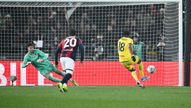 LIVE Bologna-Milan 0-3: follia di Miranda, Rabiot cala il tris. Casale si mangia il gol