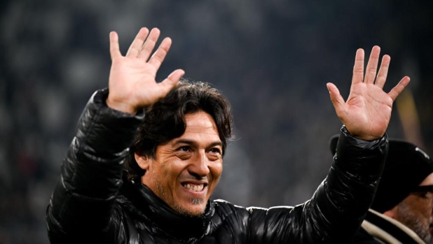 Camoranesi riparte (ancora) da Cipro: è il nuovo tecnico dell’Anorthosis