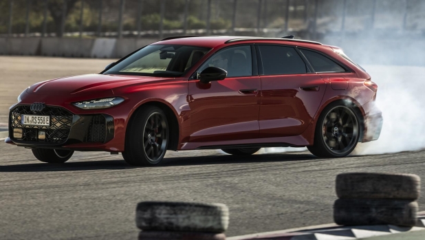 Audi RS 5 e RS 5 Avant: alla guida delle GT che fanno paura alle supercar