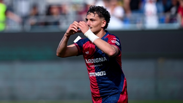 Sebastiano Esposito si racconta: "A Cagliari mi sento a casa, è una piazza di passione"