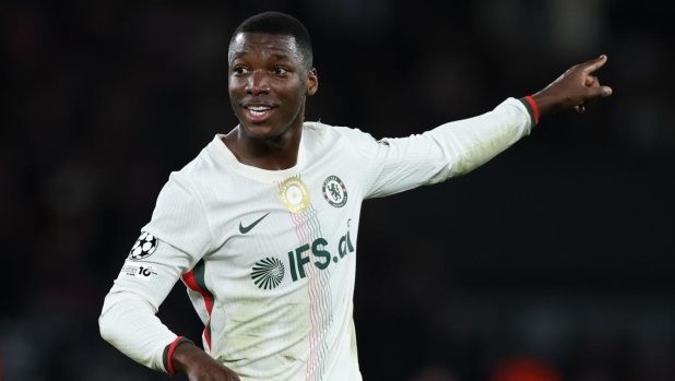 Chelsea, maxi rinnovo per Caicedo: firma coi Blues fino al 2033