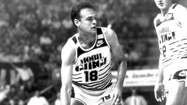 Caserta rinunciò al Re per diventare un regno. E riscattò il Meridione