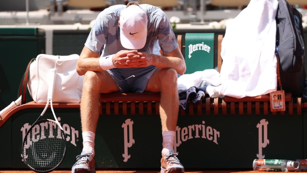 Sinner e il limite che i campioni non vedono. Ma c’è