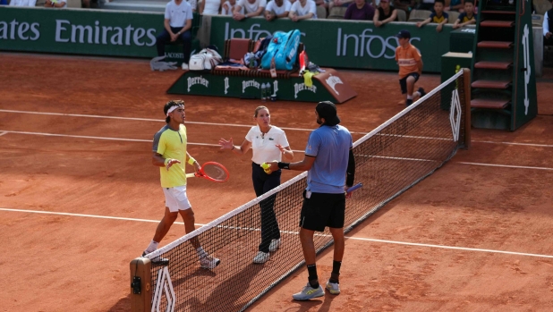 Berrettini batte anche l'arbitro Tourte. Ecco perché tra gli azzurri e la francese non scorre buon sangue