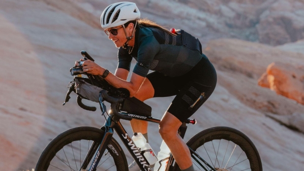 Lael Wilcox parte alla conquista del mondo