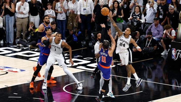 Spurs-Knicks, le pagelle di gara-2: superlativo Bridges, 7,5. Male Wemby, 5