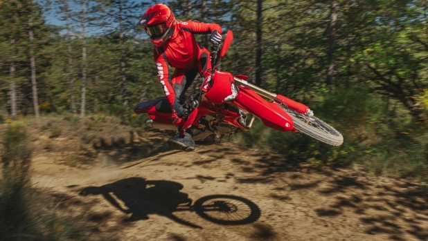 Ducati debutta nell’enduro con la Desmo450 Eds