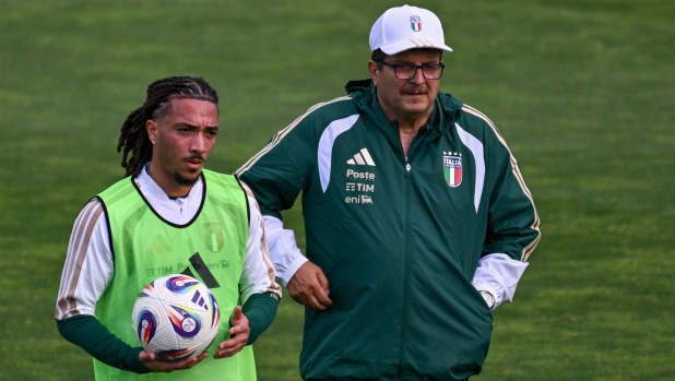 L'Italia che vota Baldini, le pazzie di Madrid e i Mondiali proibiti