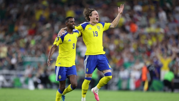 Svezia-Tunisia, le pagelle: Isak, gol e doppio assist, 8. Chamakh regala due gol, 4