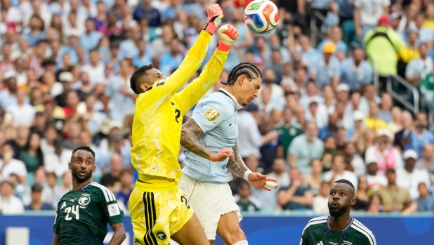 Arabia Saudita-Uruguay, le pagelle: Araujo si riscatta con il gol, 6,5. Nunez irriconoscibile, 4,5