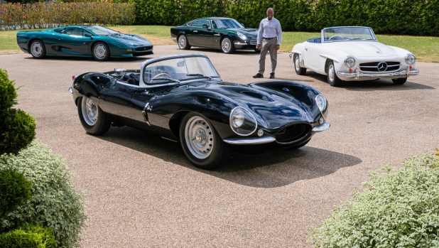 All'asta le auto del padre di Lewis Hamilton: 27 auto in vendita