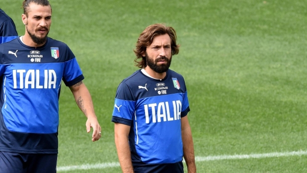 Quel messaggio a Berlusconi, lo smacco a Owen, la scelta del 21...: 10 cose che non sapete di Pirlo