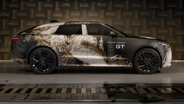 Range Rover Gt, si amplia la gamma: in arrivo il nuovo Suv-coupé elettrico
