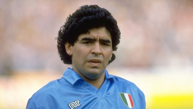 Si parlava della rielezione di Pellegrino come presidente del Gimnasia, ecco la calorosa risposta di Diego Armando Maradona