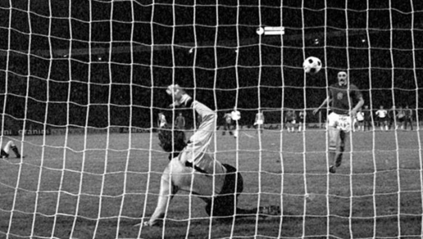 Panenka, l'uomo che 50 anni fa inventò il cucchiaio: "Il Partito comunista temeva che disonorassi il regime"