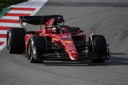 Ferrari's Spanish driver Carlos Sainz Jr drives during the first day of the Formula One (F1) pre-season testing at the Circuit de Barcelona-Catalunya in Montmelo, Barcelona province, on February 23, 2022. (Photo by LLUIS GENE / AFP)