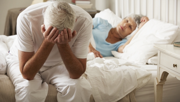 Il picco del desiderio sessuale maschile? Non è a 20 anni ma molto più tardi...