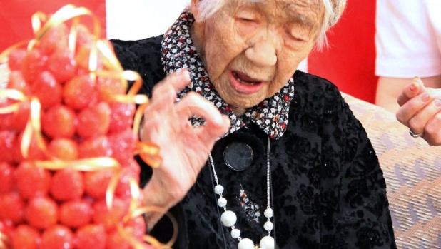 This picture taken on March 9, 2019 and received by Jiji Press on April 25, 2022 shows the world's oldest person, Japanese woman Kane Tanaka who was born on January 2, 1903, and died at the age of 119 on April 19, 2022. (Photo by JIJI PRESS / AFP) / Japan OUT