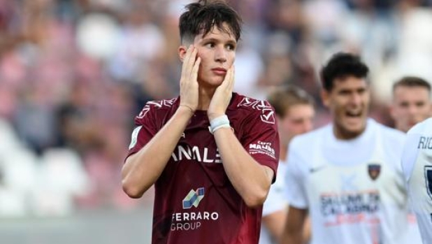 Giovanni Fabbian, 19 anni, centrocampista della Reggina. LaPresse