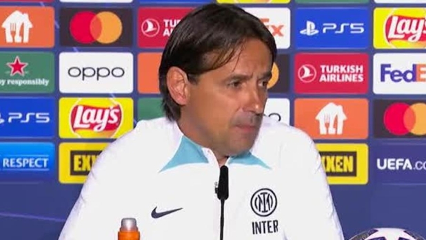 Alla vigilia della finale di Champions League contro il Manchester City, l'allenatore dell'Inter, Simone Inzaghi, parla delle condizioni di Mkhitaryan. Guarda il video