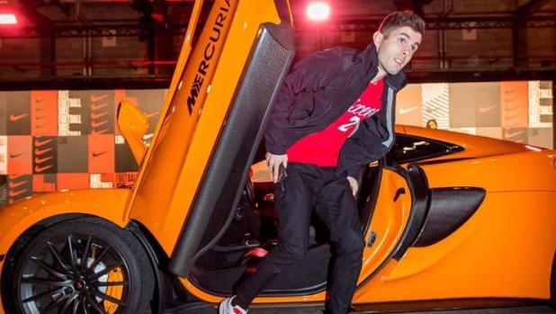 Mondiale 2026, Pulisic stella Usa. Le sue auto tra McLaren e Mercedes