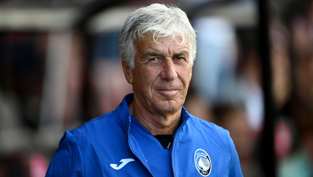 BOURNEMOUTH, ENGLAND - JULY 29: Gian Piero Gasperini, Head Coach of Atalanta, looks on prior to the pre-season friendly match between AFC Bournemouth and Atalanta at Vitality Stadium on July 29, 2023 in Bournemouth, England. (Photo by Mike Hewitt/Getty Images)