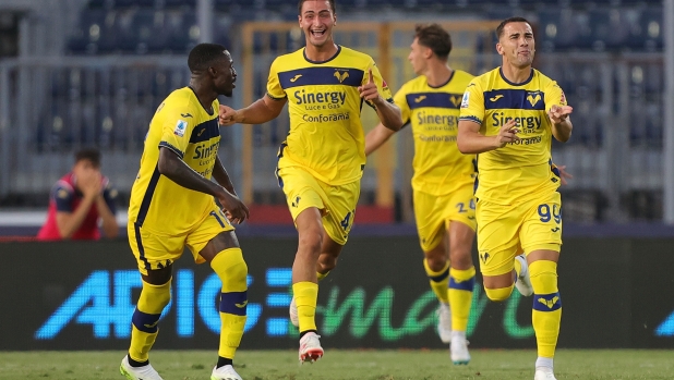 EMPOLI, ITALY - AUGUST 19: Federico Bonazzoli of Hellas Verona FC celebrates after scoring a goal during the Serie A TIM match between Empoli FC and Hellas Verona FC at Stadio Carlo Castellani on August 19, 2023 in Empoli, Italy. (Photo by Gabriele Maltinti/Getty Images)