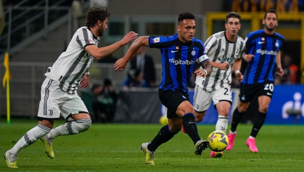 Lautaro Martinez (#10 FC Inter) during FC Internazionale against FC Juventus, Coppa Italia Semi-Finals, at Giuseppe Meazza Stadium on April 26th, 2023. (Photo by Alessio Morgese/NurPhoto) (Photo by Alessio Morgese / NurPhoto / NurPhoto via AFP)