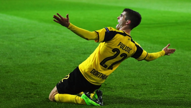 during the UEFA Champions League Round of 16 second leg match between Borussia Dortmund and  SL Benfica at Signal Iduna Park on March 8, 2017 in Dortmund, Germany.