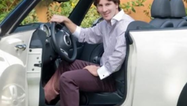 Spagna-Argentina, le auto dei finalisti: Cupra per Yamal, Messi tra supercar e la Mini