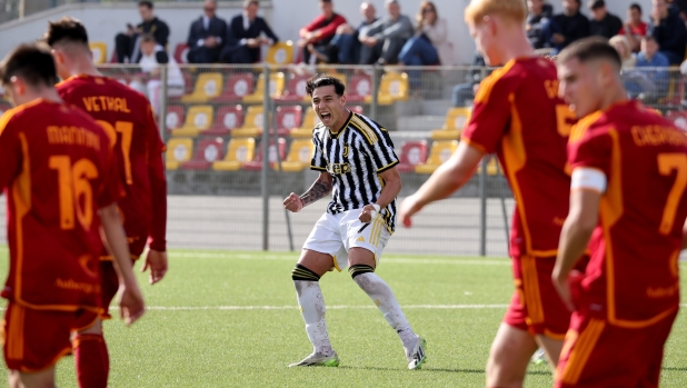 ROME, ITALY - NOVEMBER 05: Alessio Vacca of Juventus U19 celebrates after scoring his first goal from the penalty spot during the Primavera 1 match between AS Roma U19 and Juventus U19 at Fulvio Bernardini sporting center on November 05, 2023 in Rome, Italy. (Photo by Juventus FC/Juventus FC via Getty Images)