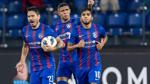 Guangzhou (CHN) vs Johor Darul Ta'zim (MYS) during their AFC Champions League 2022 Group I match at Sultan Ibrahim Stadium on April 27, 2022 in Johor Bahru, Malaysia. Photo by Christopher Pike / Power Sport Images for the AFC